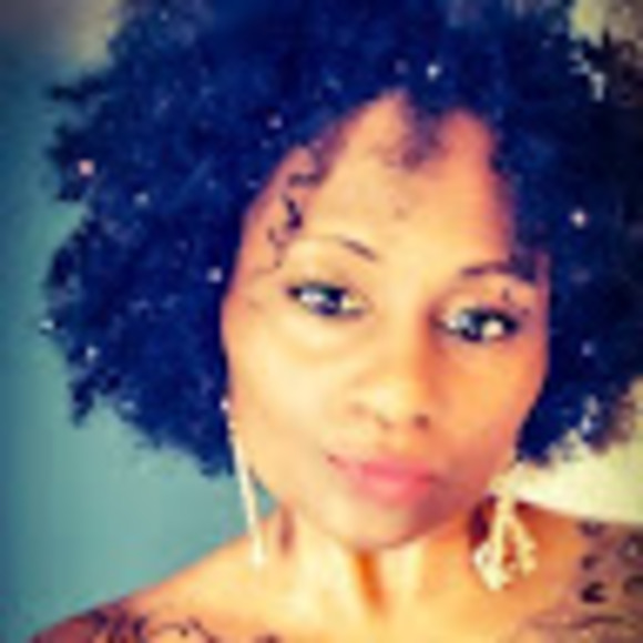 Meet your Posher, Keia - Picture 1 of 1